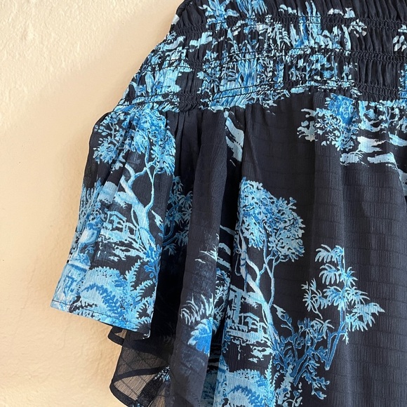 Ann Taylor Navy Blue Floral Toile Smocked Yoke Top Blouse Shirt in Night… - Picture 7 of 7